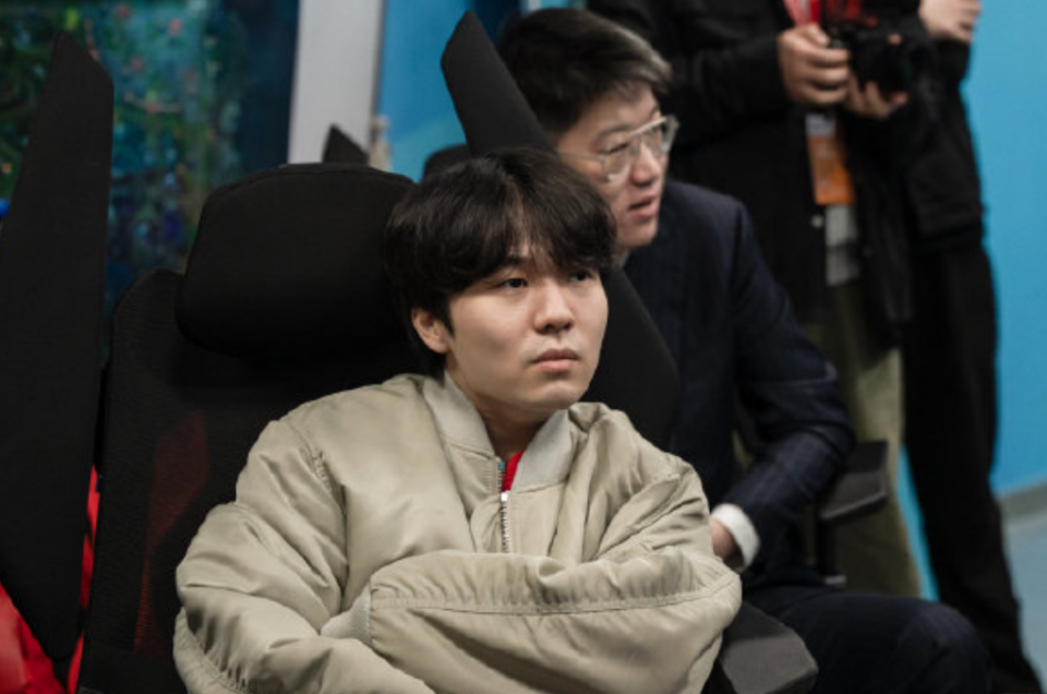 Rookie回归赛场,爆冷首场状态亮眼,FPX观众沸腾!的简单介绍 Rookie回归赛场,爆冷首场状态亮眼,FPX观众沸腾!的简单介绍